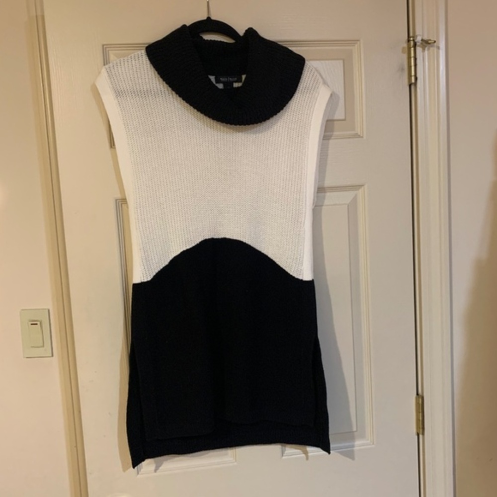 White House Black Market Black/Ivory Cowl Neck Sleeveless Sweater sz S